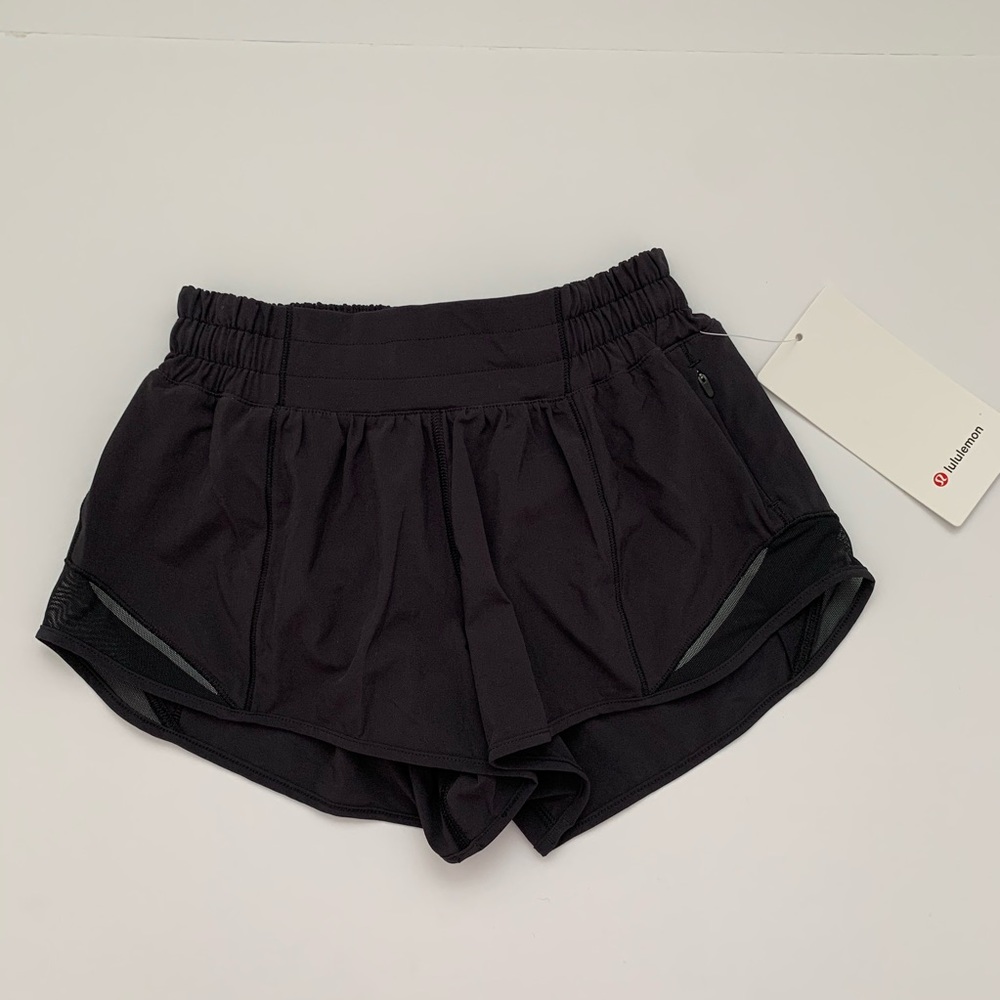 NWT LULULEMON HOTTY HOT LR SHORT 2.5” SHORTS - Picture 8 of 13